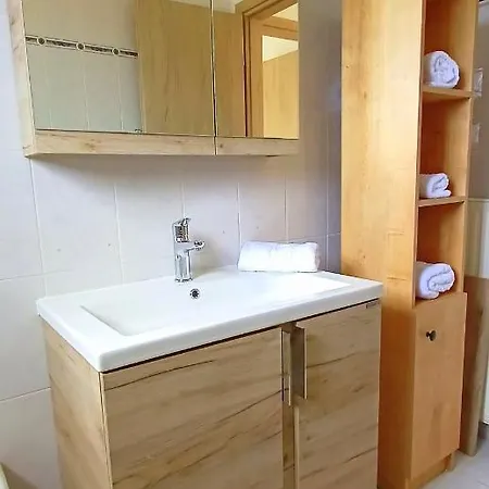 Moriana Stone Villa, Panoramic View And Garden 别墅 *